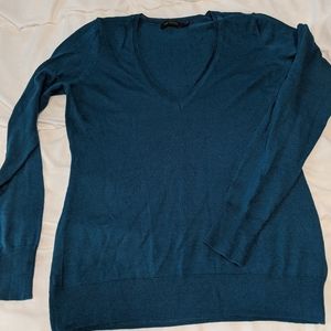 The Limited Dark green lightweight sweater.